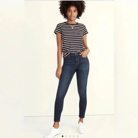 Madewell High Rise Skinny Jeans. Size 27. Style # F8990. - Picture 1 of 10
